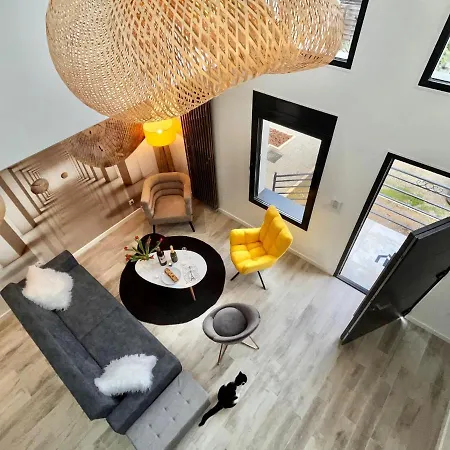 Duplex Design 6p - Acces Jardin Et Parking Gratuit Сasa de vacaciones *